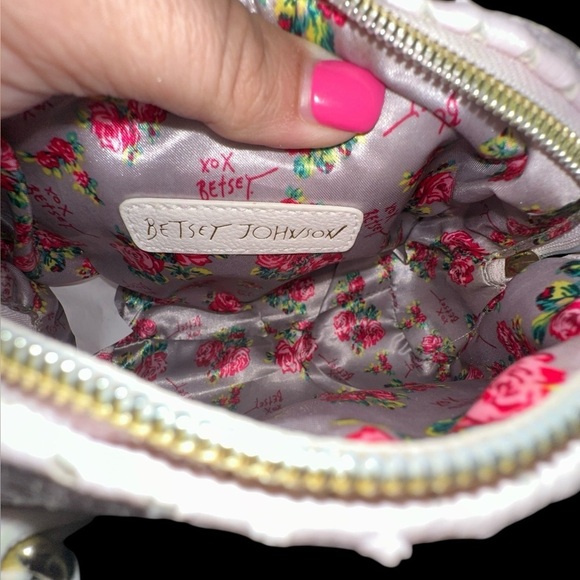 Cute Betsy Johnson purse. - Picture 7 of 7